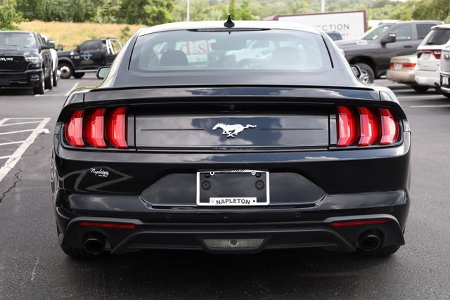 2022 Ford Mustang EcoBoost Premium 6