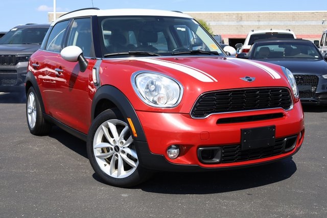 2013 MINI Cooper S Countryman Base 2