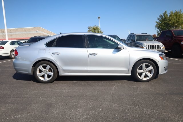 2012 Volkswagen Passat 2.5 SE 3