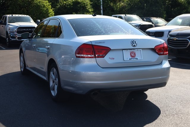 2012 Volkswagen Passat 2.5 SE 4