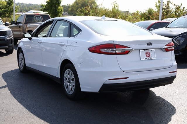 2020 Ford Fusion S 5