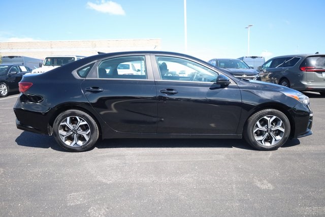 2020 Kia Forte LXS 4