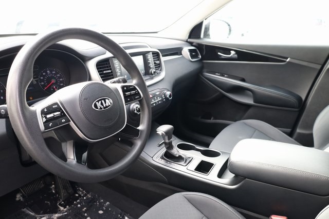 2019 Kia Sorento LX 10