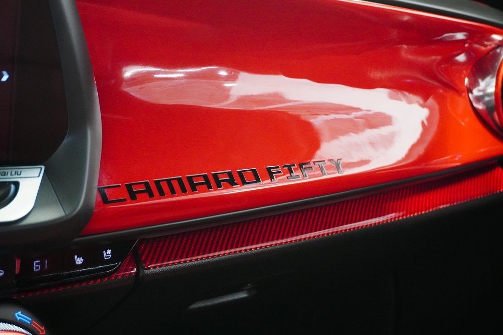 2017 Chevrolet Camaro 2LT 36
