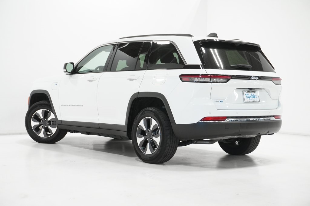 2022 Jeep Grand Cherokee Base 4xe 5