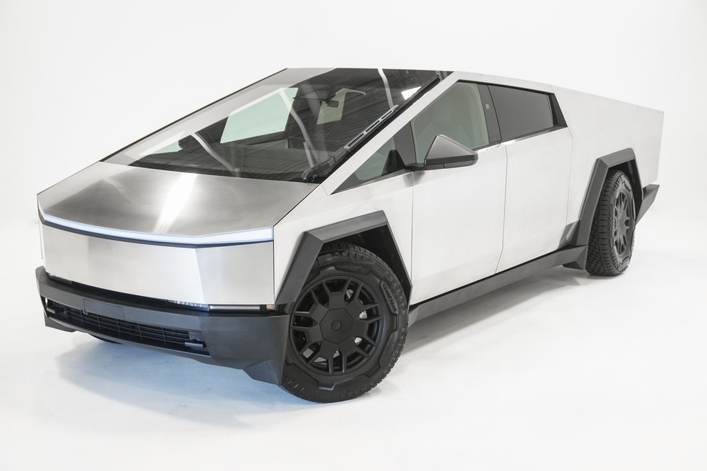 2024 Tesla Cybertruck Cyberbeast 2