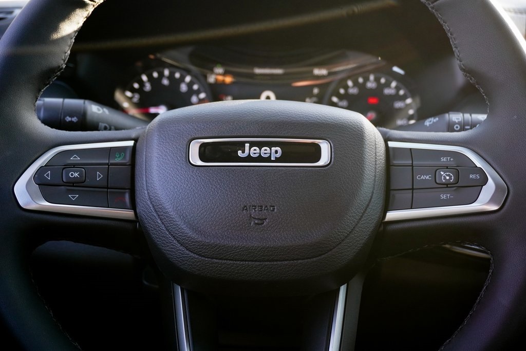 2023 Jeep Compass Latitude 20