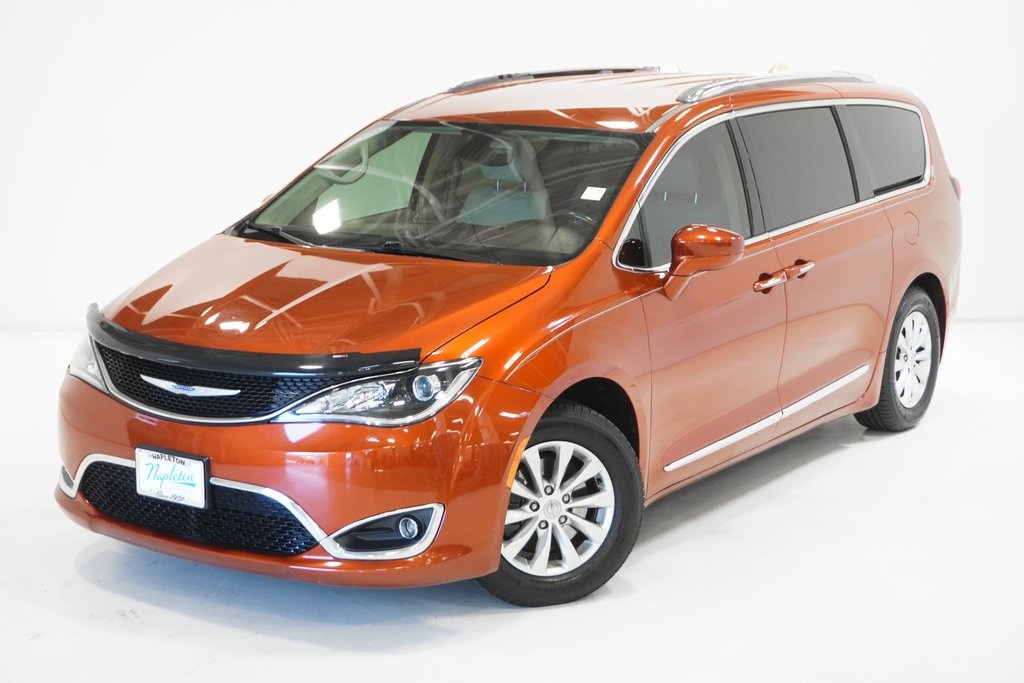 2018 Chrysler Pacifica Touring L Plus 2