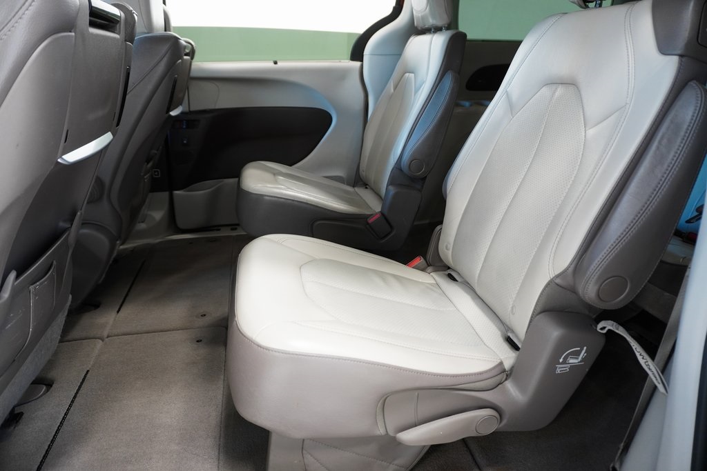 2018 Chrysler Pacifica Touring L Plus 15