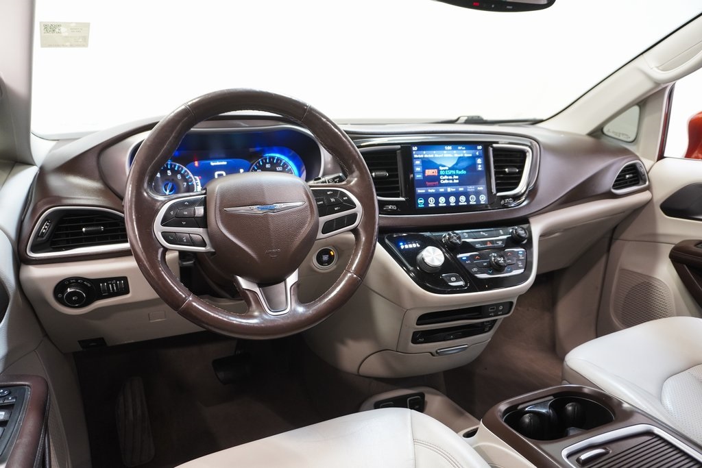 2018 Chrysler Pacifica Touring L Plus 19