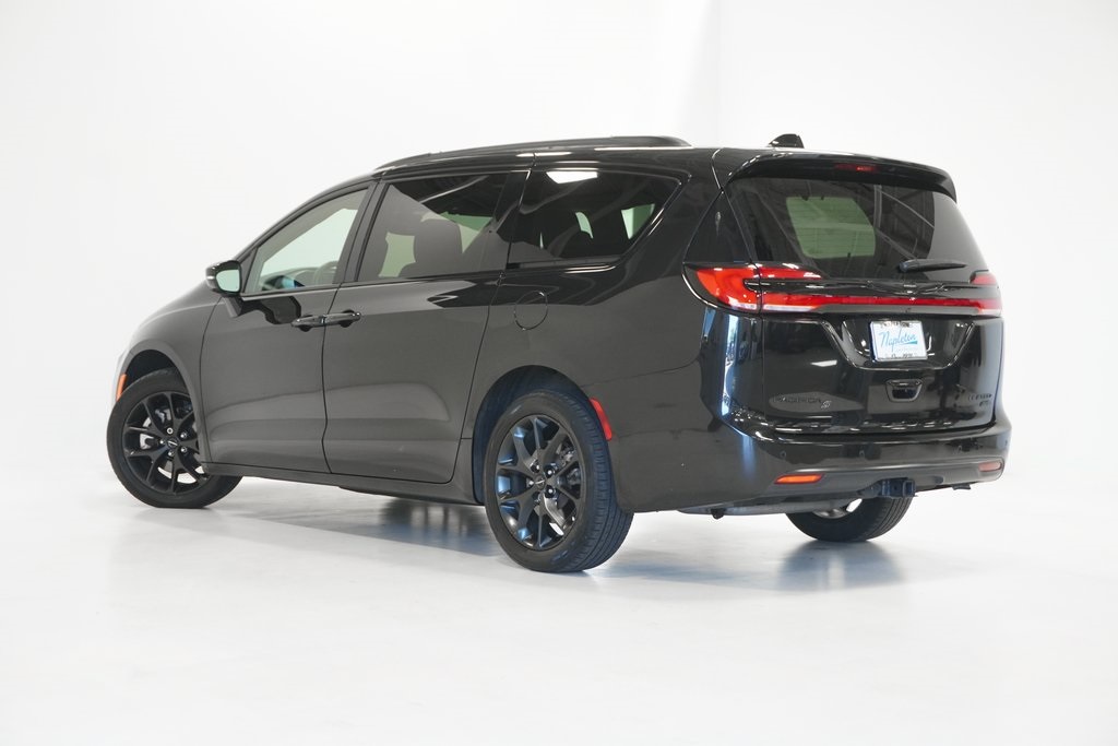 2021 Chrysler Pacifica Limited 5