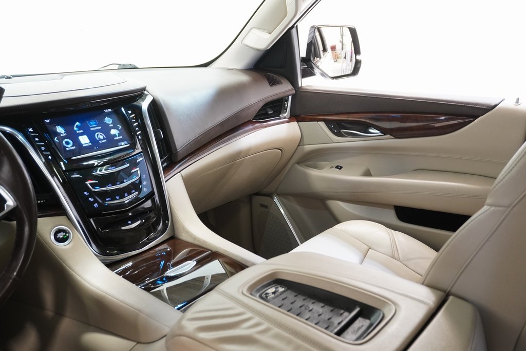 2016 Cadillac Escalade ESV Premium 25