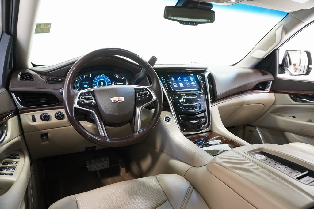 2016 Cadillac Escalade ESV Premium 26