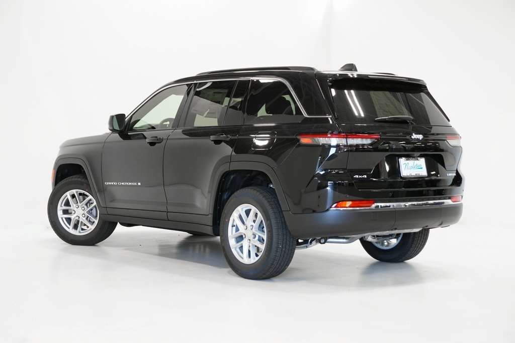 2024 Jeep Grand Cherokee Laredo 5