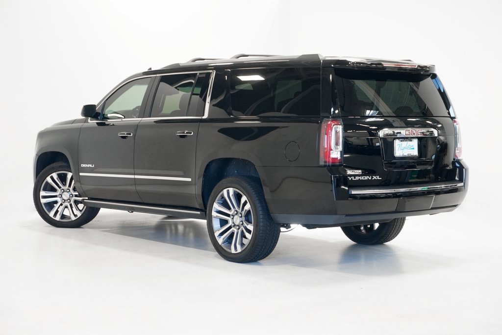 2018 GMC Yukon XL Denali 5