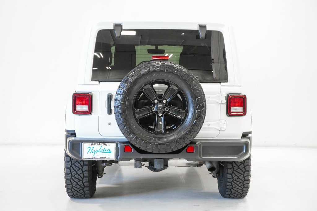 2019 Jeep Wrangler Unlimited Sahara Altitude 6