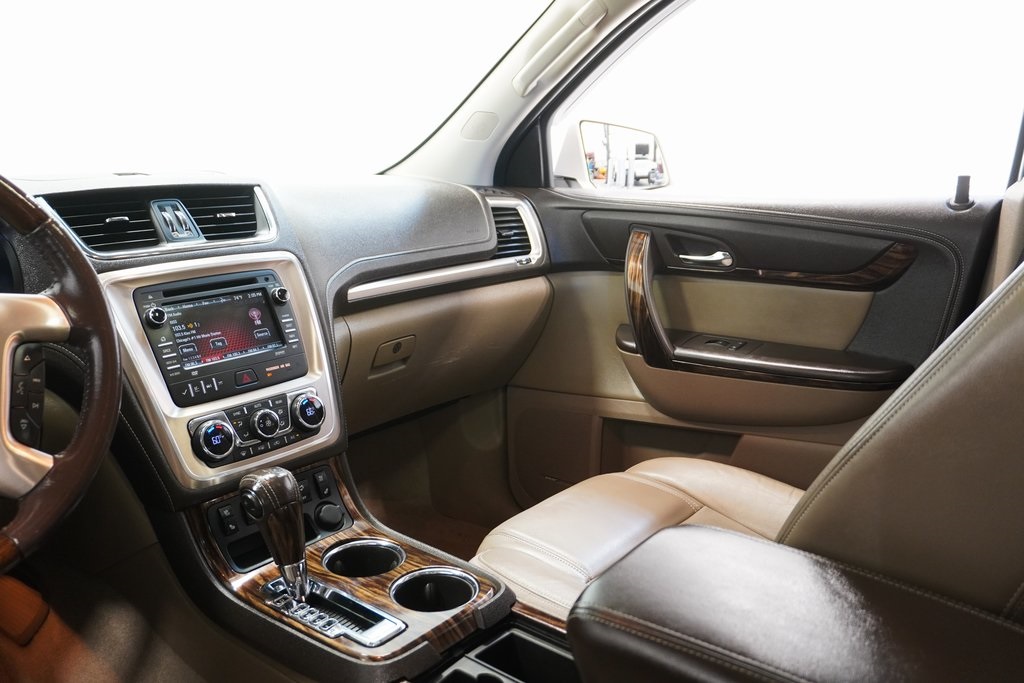 2013 GMC Acadia Denali 21