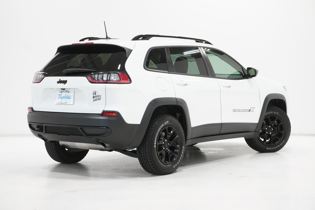 2022 Jeep Cherokee X 8