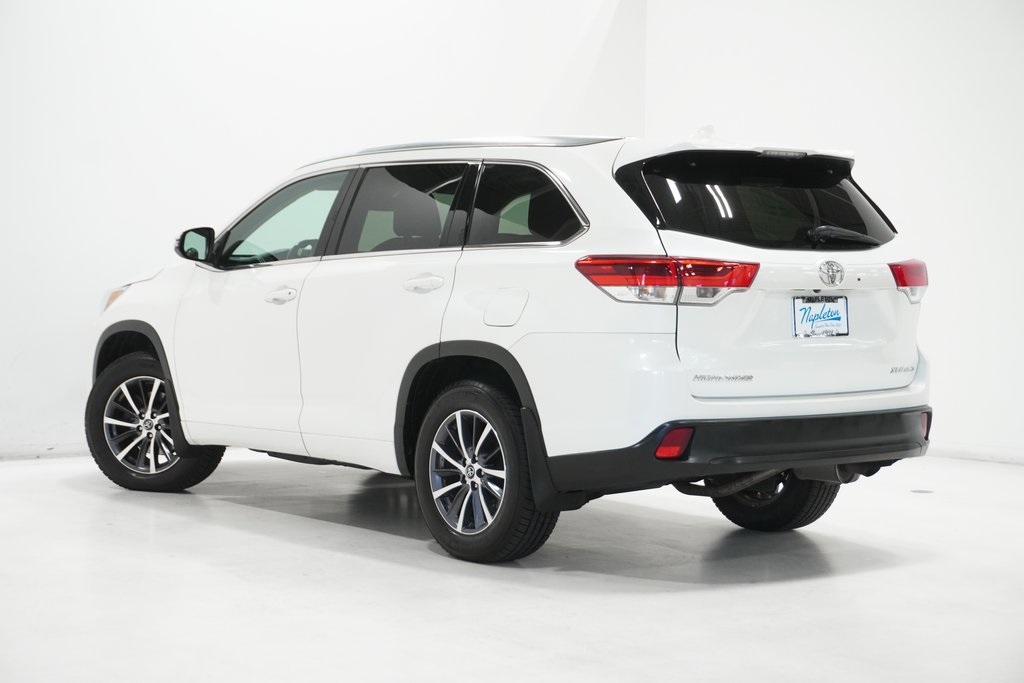 2017 Toyota Highlander XLE 5