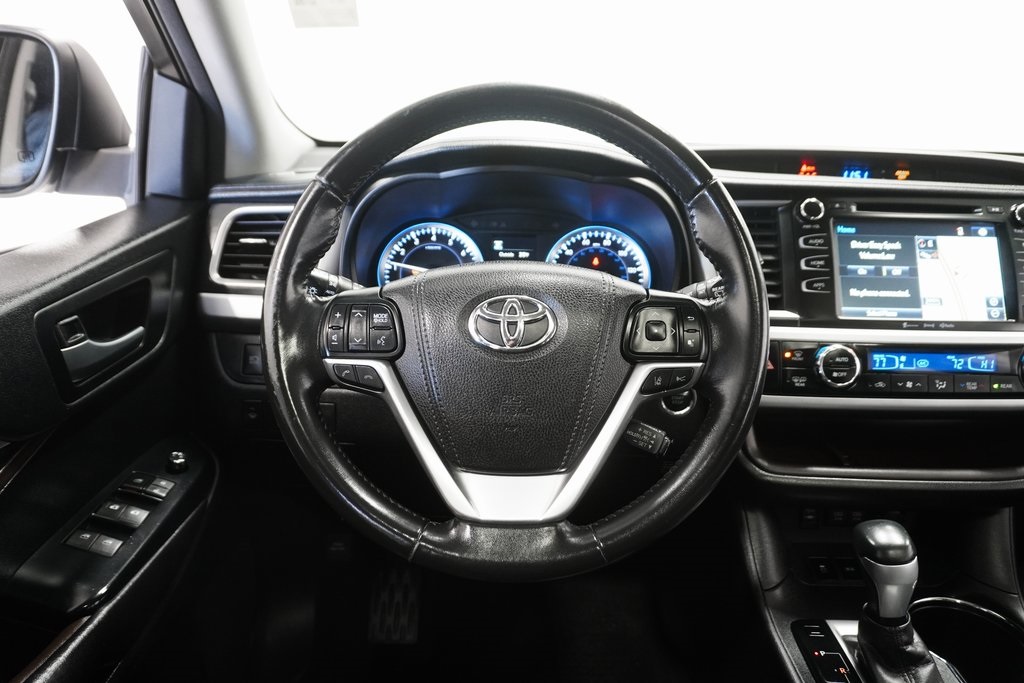 2017 Toyota Highlander XLE 21