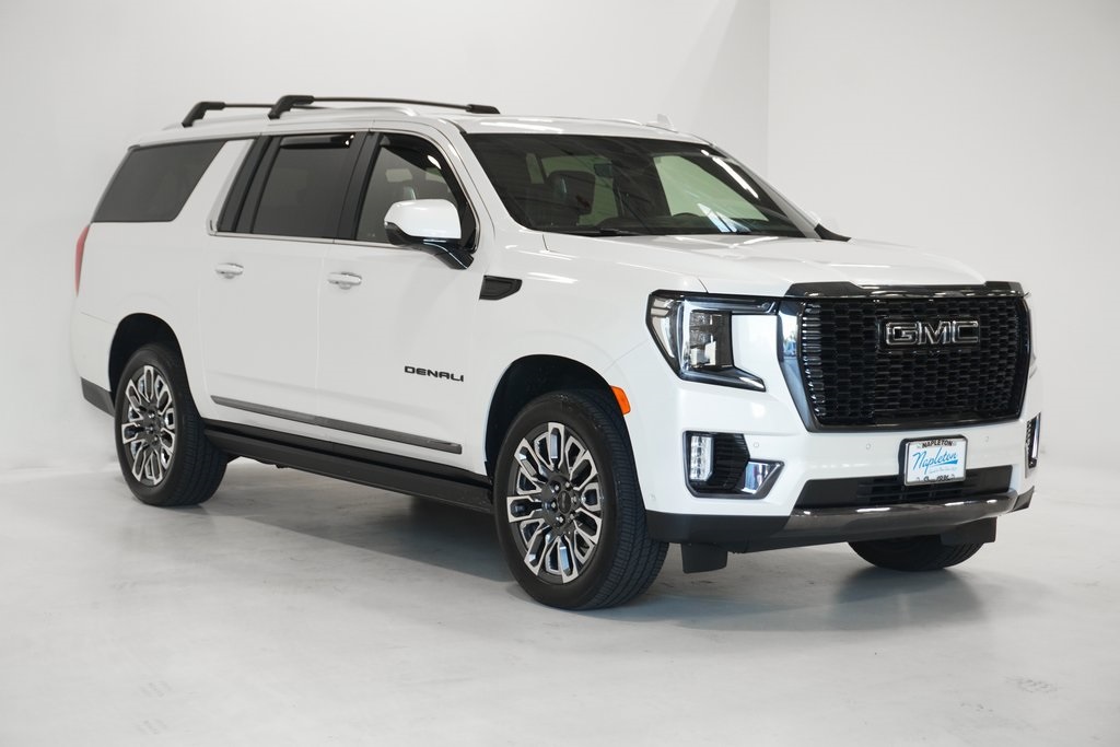 2023 GMC Yukon XL Denali Ultimate 4