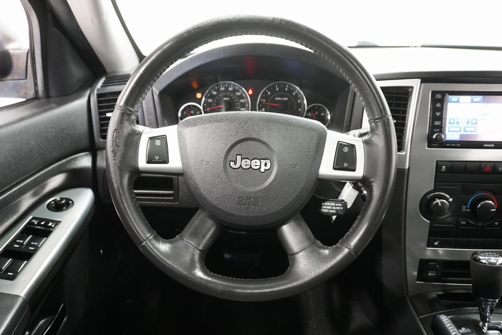 2010 Jeep Grand Cherokee Laredo 19