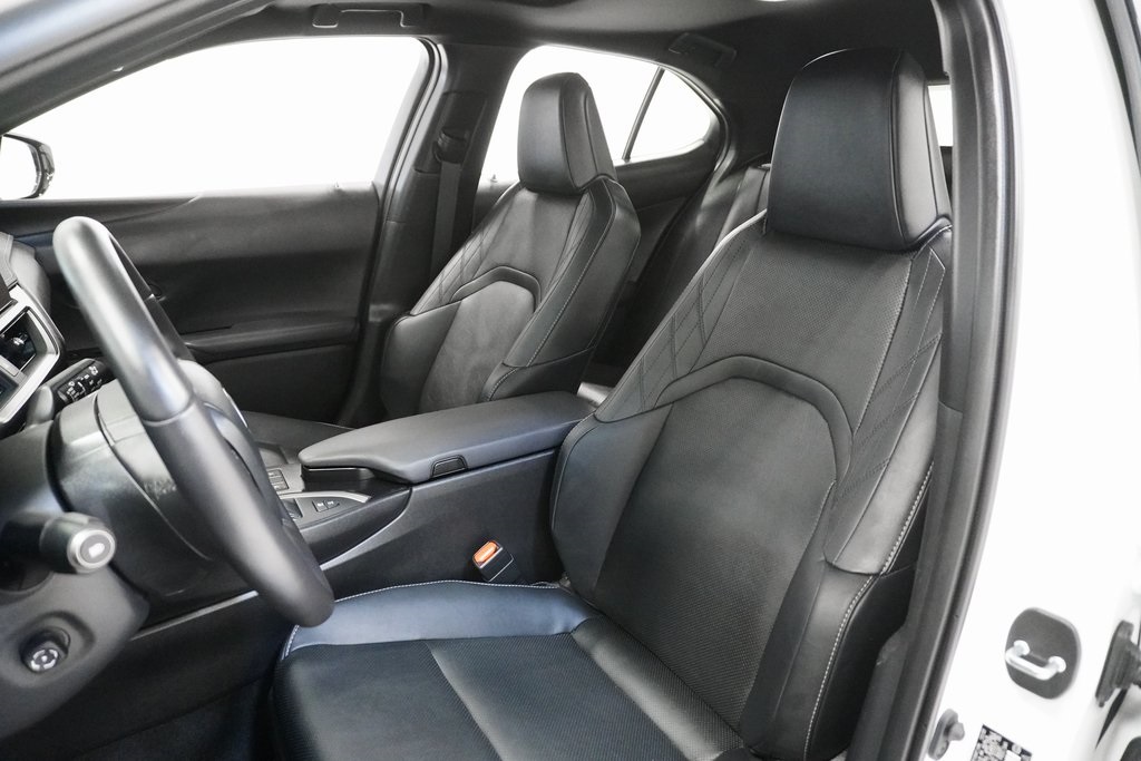 2023 Lexus UX 250h Premium 11