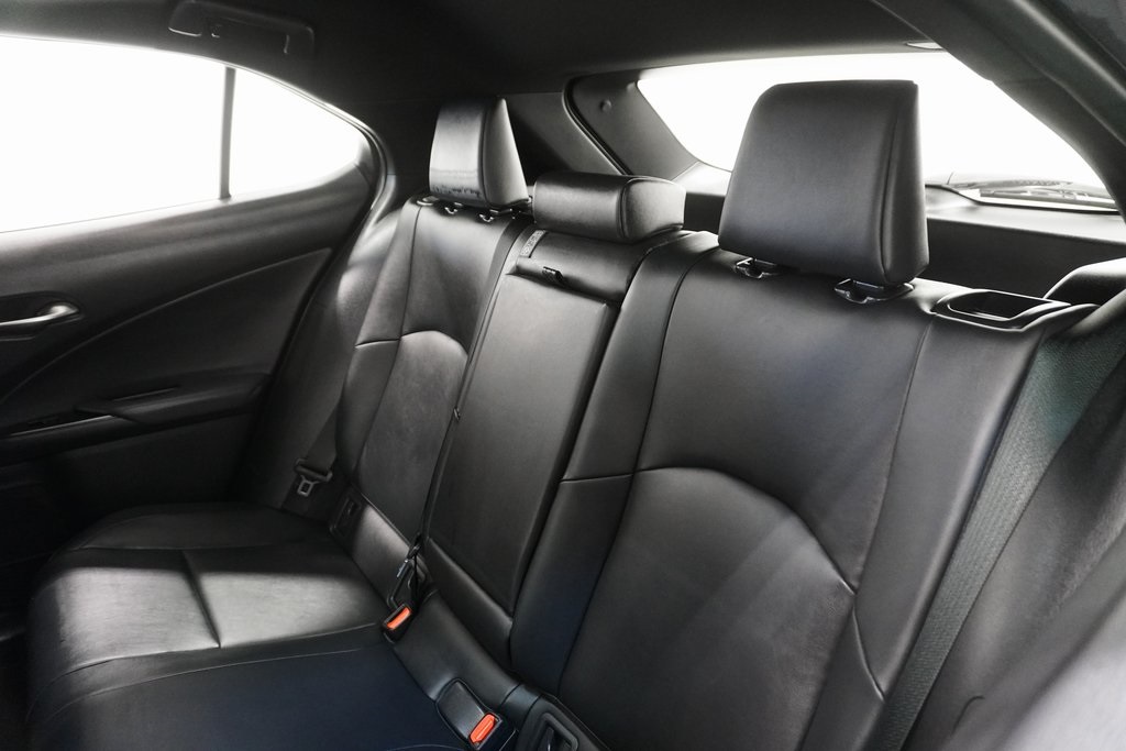 2023 Lexus UX 250h Premium 16