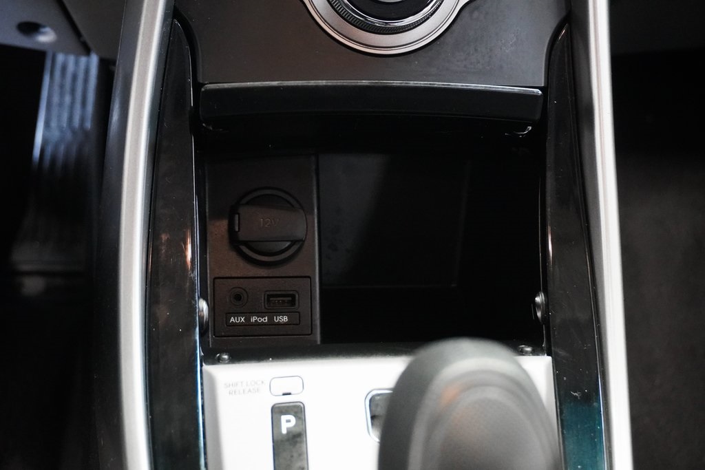 2013 Hyundai Elantra GLS 26