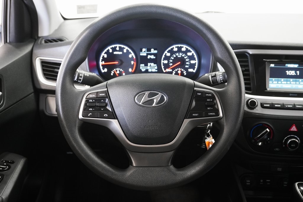 2021 Hyundai Accent SE 18