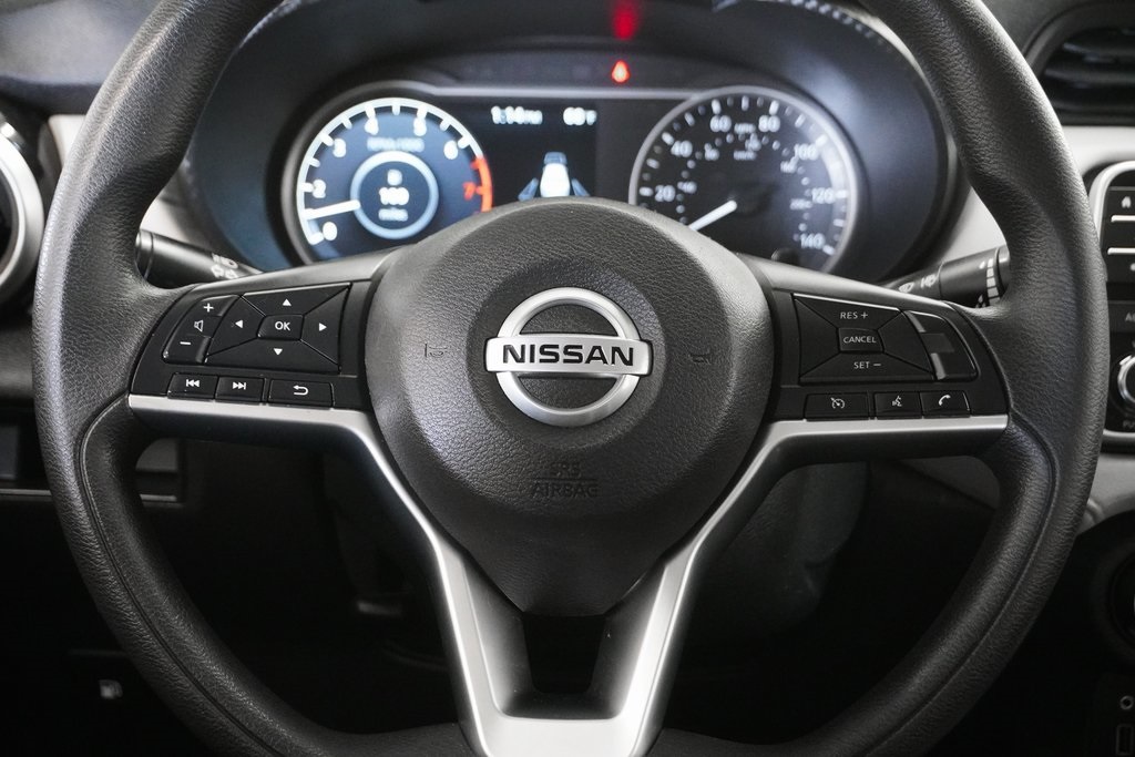2021 Nissan Versa 1.6 SV 19