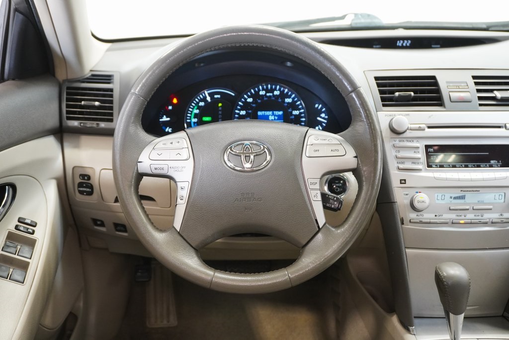 2011 Toyota Camry Hybrid Base 19