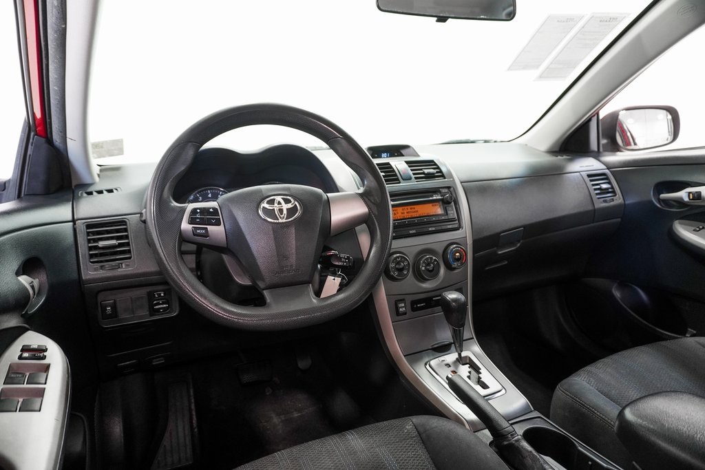 2012 Toyota Corolla S 18