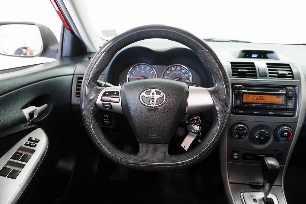 2012 Toyota Corolla S 19