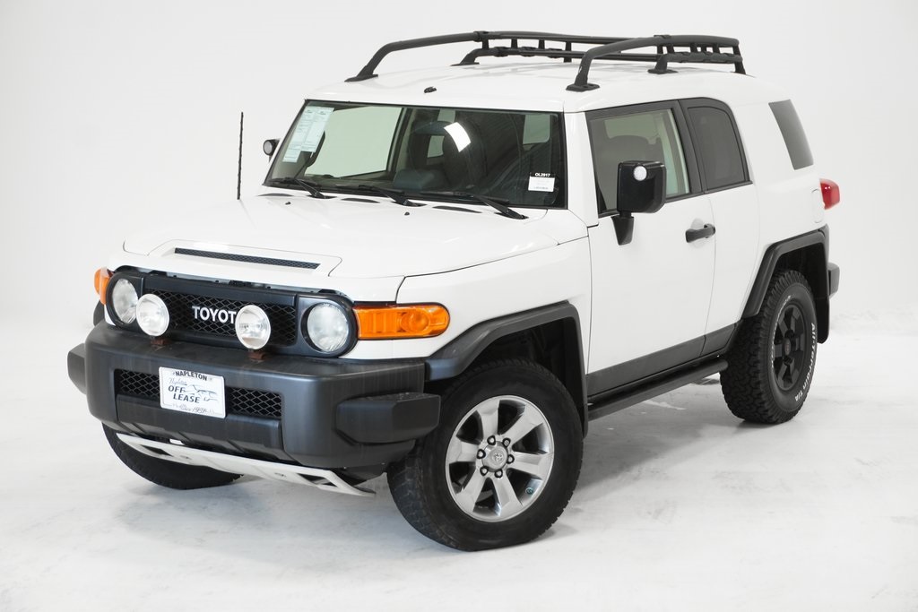 2008 Toyota FJ Cruiser Base 2