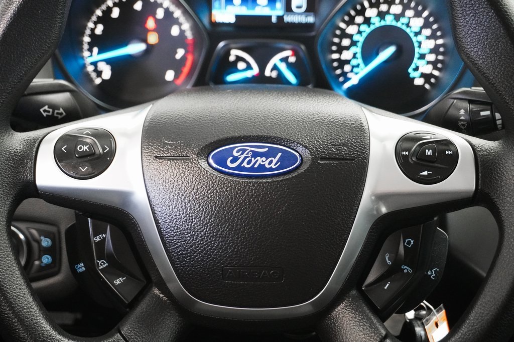 2013 Ford Escape SE 23