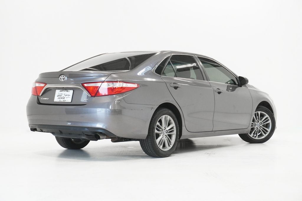 2015 Toyota Camry SE 7