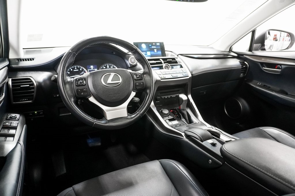 2015 Lexus NX 200t 18