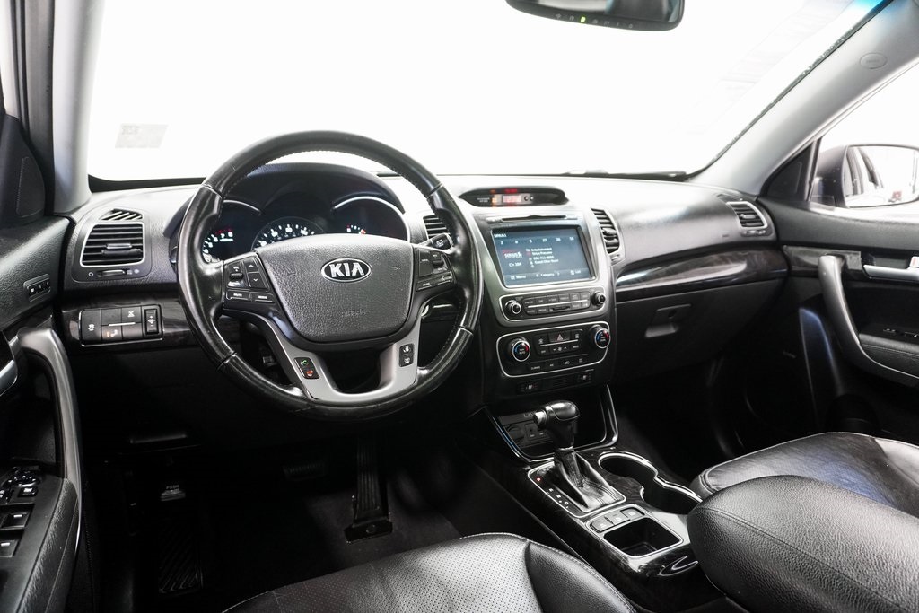 2014 Kia Sorento EX 21