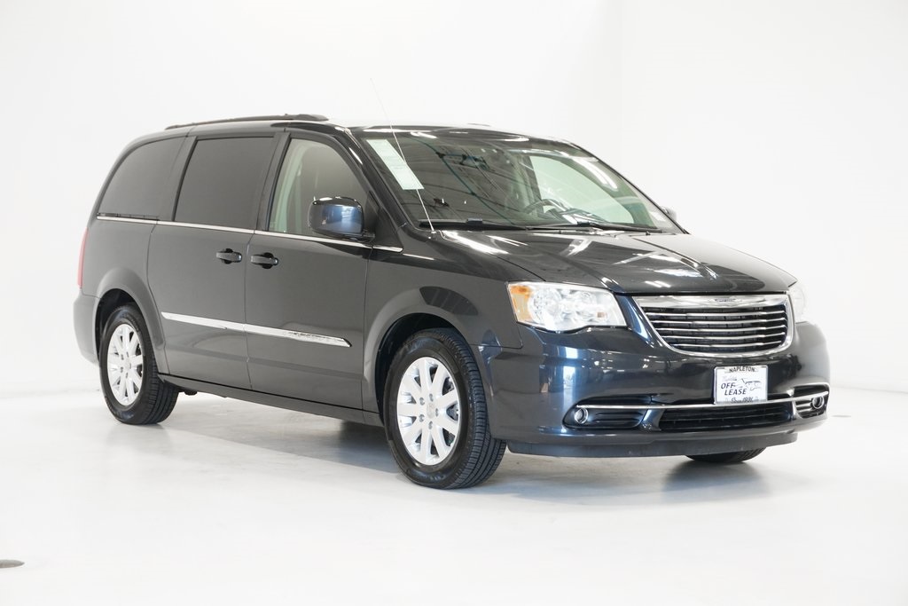 2014 Chrysler Town & Country Touring 4