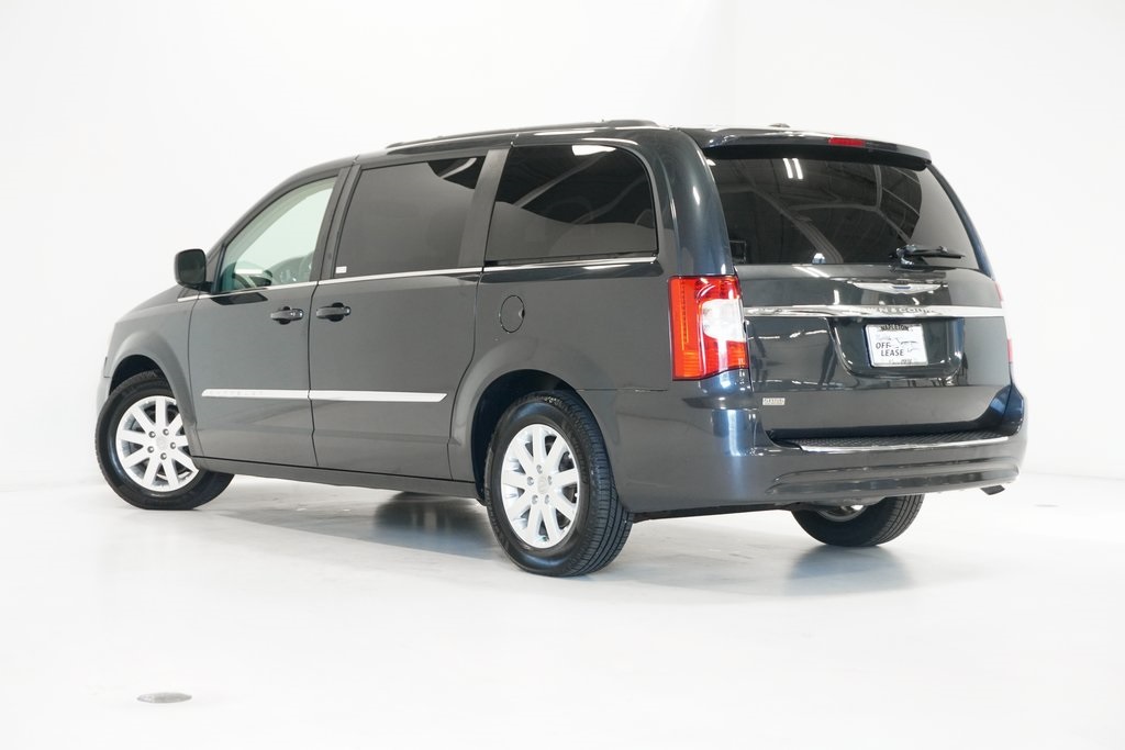 2014 Chrysler Town & Country Touring 5