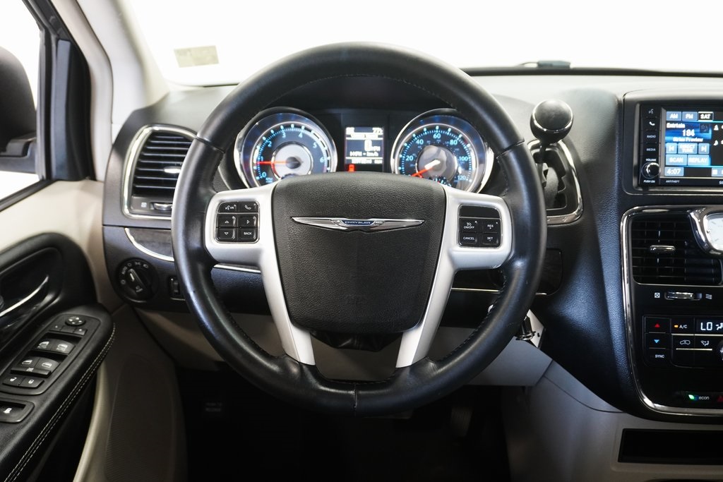 2014 Chrysler Town & Country Touring 20