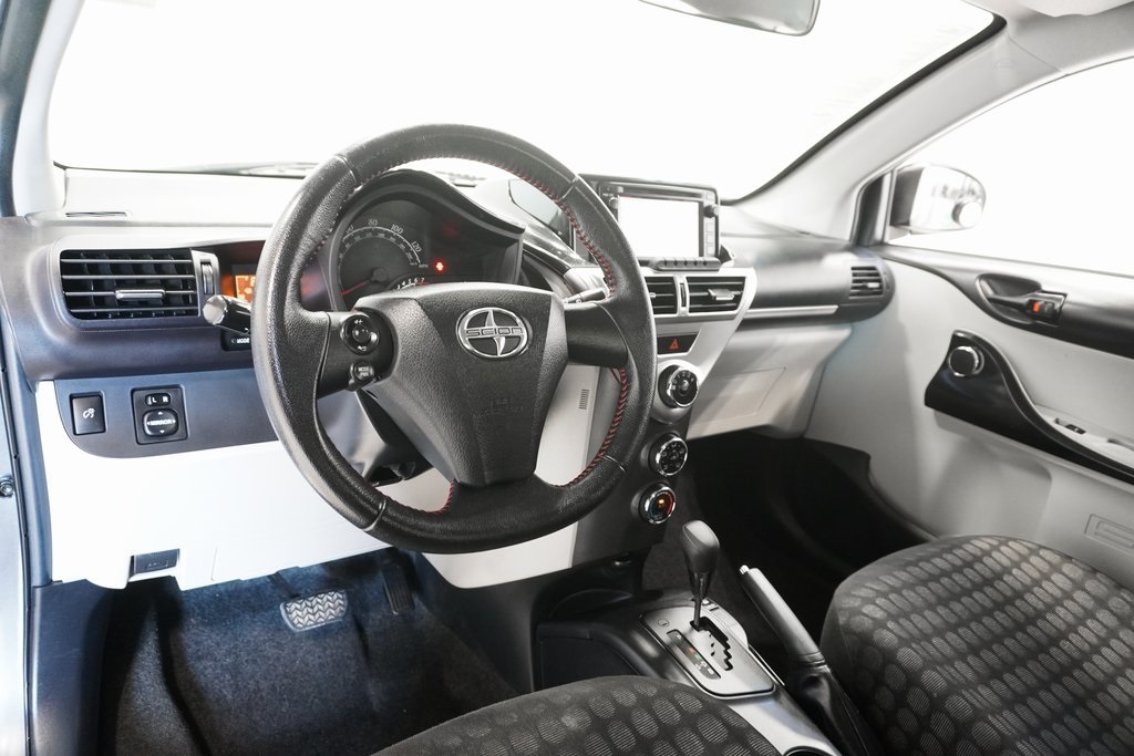 2014 Scion iQ Base 16