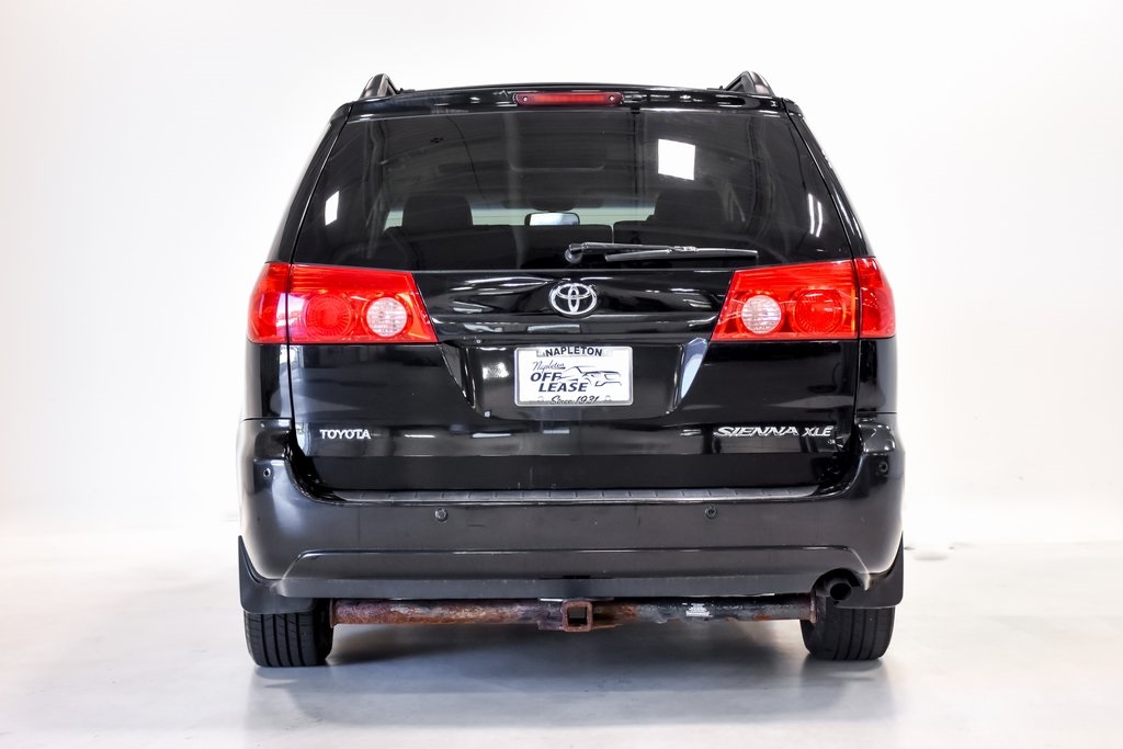 2009 Toyota Sienna Limited 31