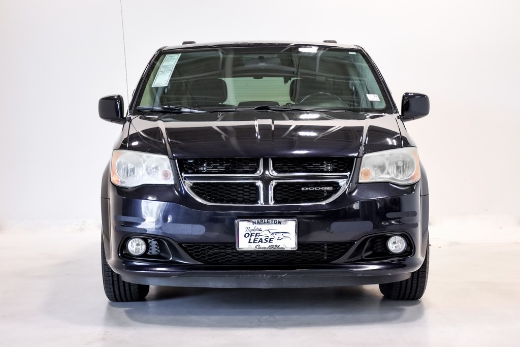 2011 Dodge Grand Caravan Crew 3