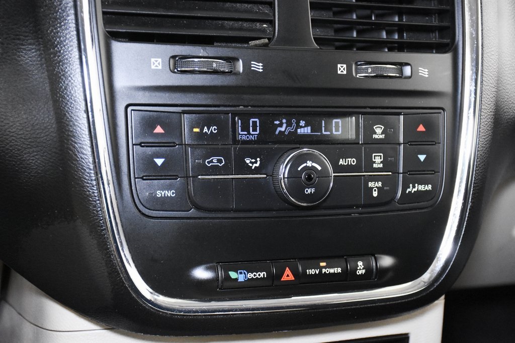 2011 Dodge Grand Caravan Crew 16