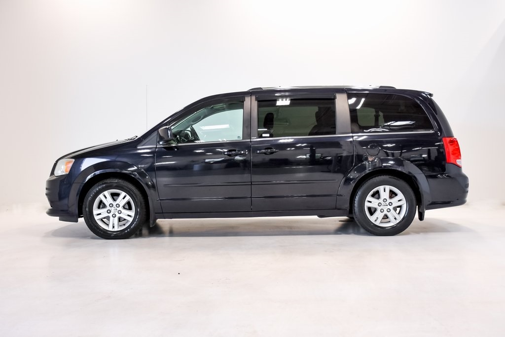 2011 Dodge Grand Caravan Crew 22