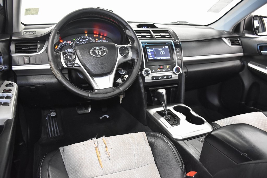 2014 Toyota Camry SE 5