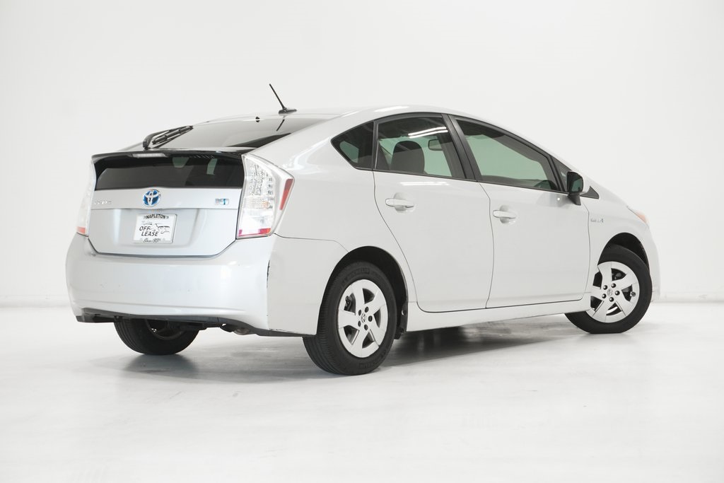 2010 Toyota Prius IV 8