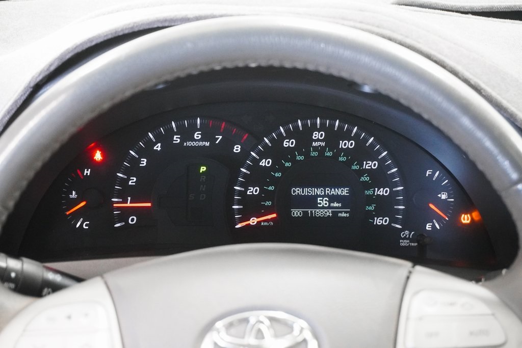 2007 Toyota Camry XLE 22